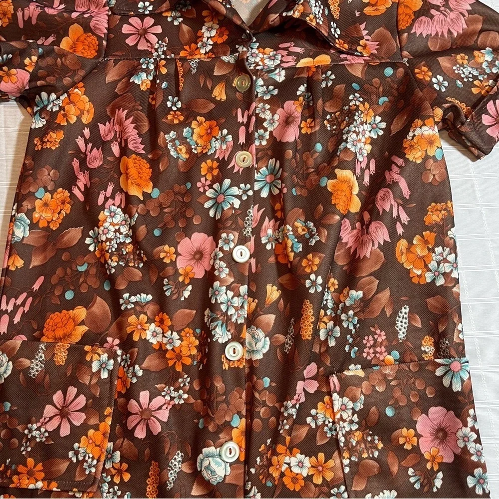 Vintage 1970's Floral Brown Button Up Short Sleeve Women's Shirt Grandmacore - Picture 5 of 9